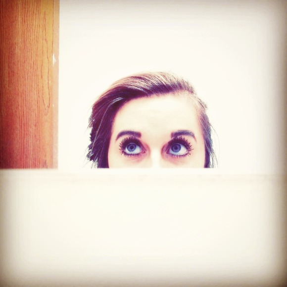 Meet your Posher, Abigail - Picture 1 of 1